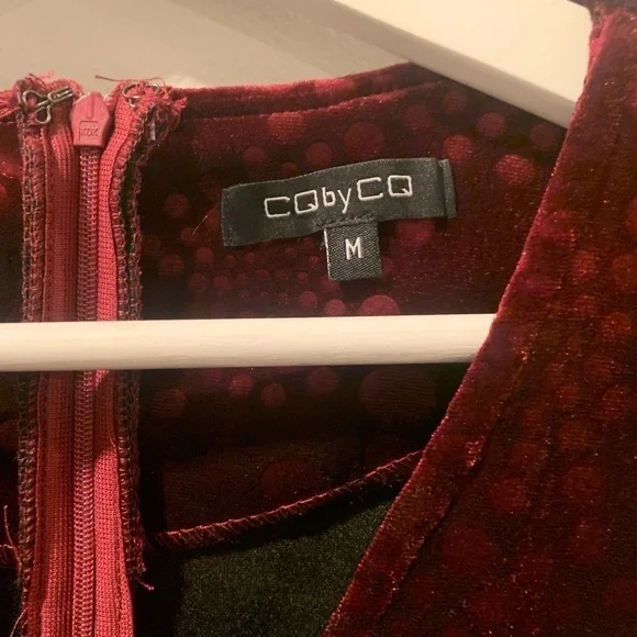 VELVET FITTED MIDI DRESS WITH PUFF SLEEVES SIZE M - Picture 6 of 11